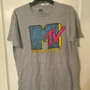 Grey mtv shirt